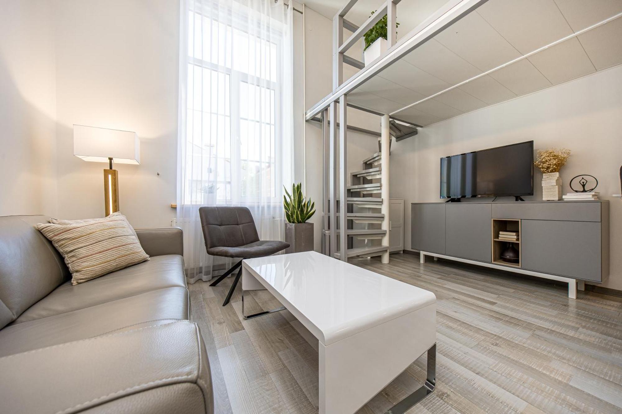 Loft Apartment In Klaipeda Oldtown Exteriör bild